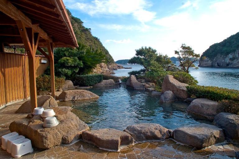 Hotel Nagisaya Katsuura  Exteriör bild